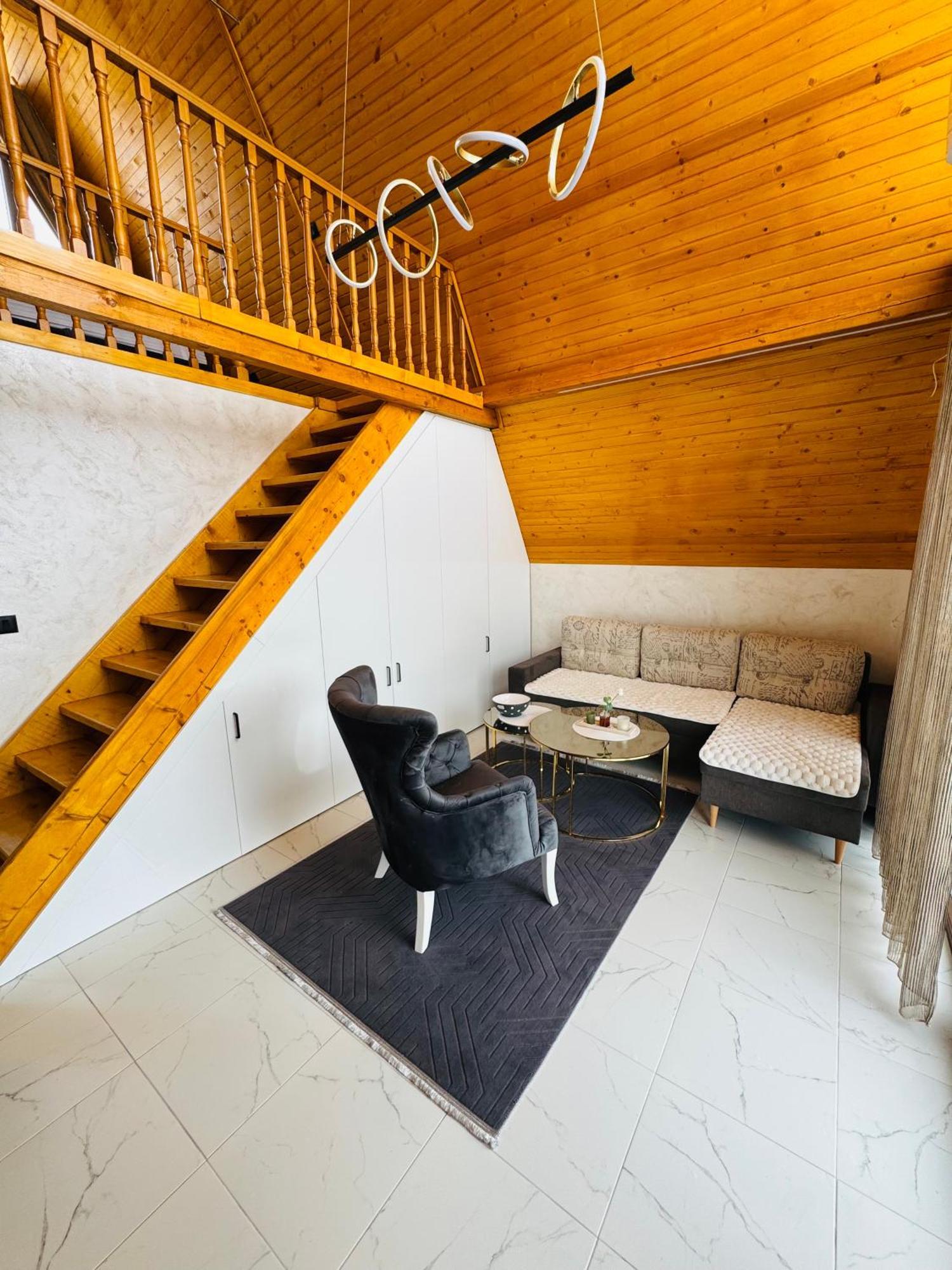 Weekend House - Villa *