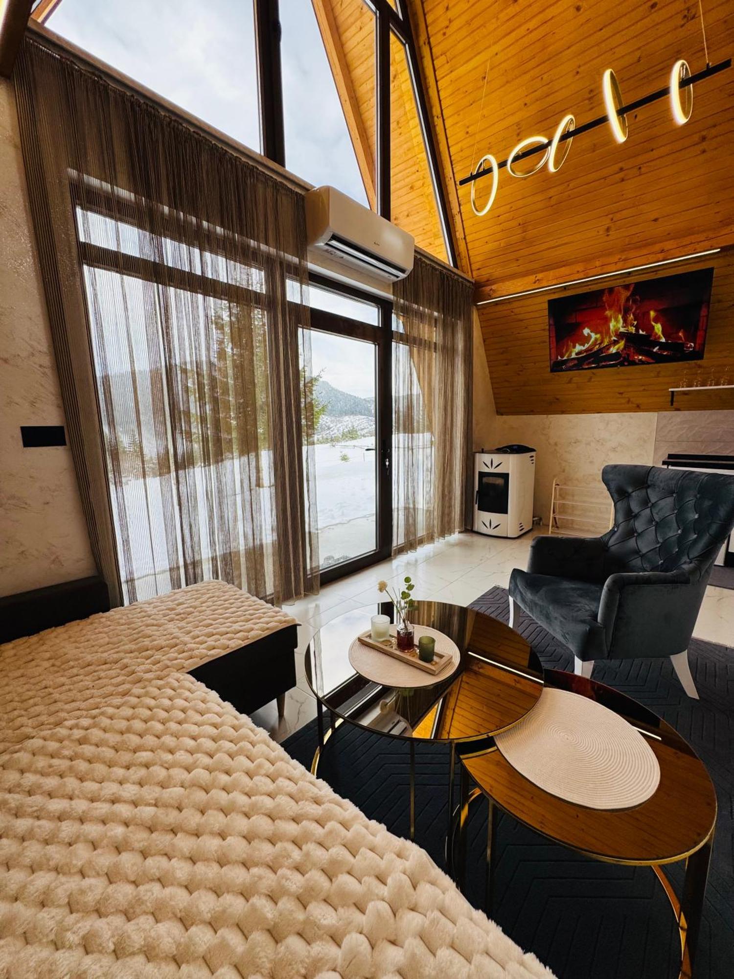 Weekend House - * Vlašić